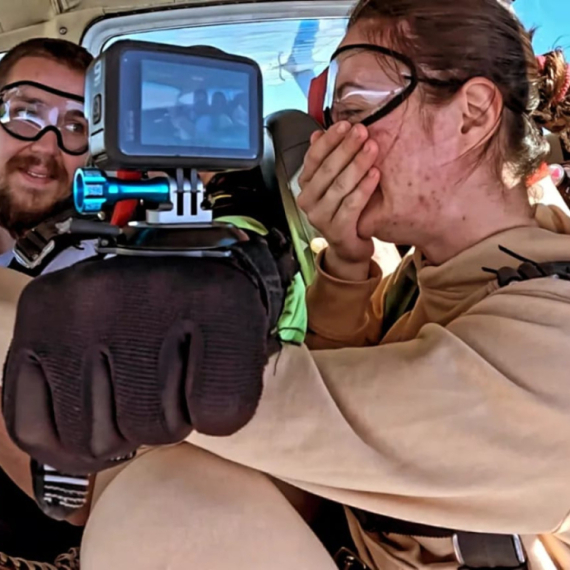 Neverovatna veridba na nebu: "Ništa je nisam pitao, samo sam prsten stavio na ruku" FOTO