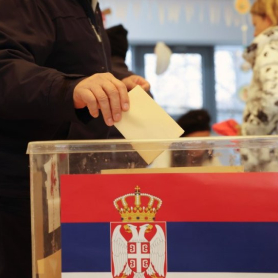 Izbori u Beogradu: Ko učestvuje, ko je s kim u koaliciji, a ko bojkotuje