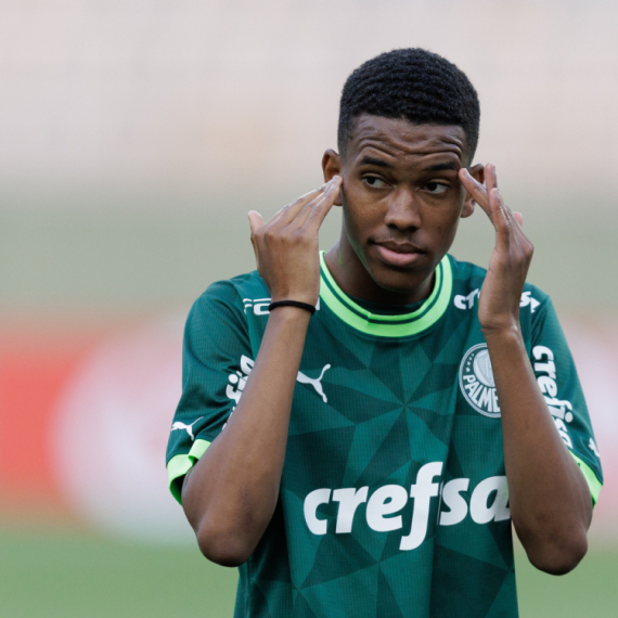 Najki ga "uzeo" sa 16 godina, sad bi ga i Real – kreće borba za Mesinja