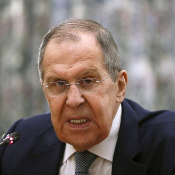 Lavrov: Već nas gađate