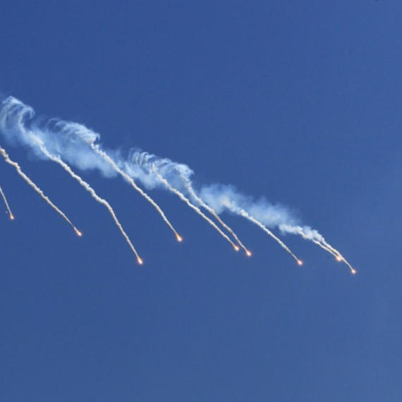 Drama, hitno se oglasili: Borbeni avon ispalio rakete