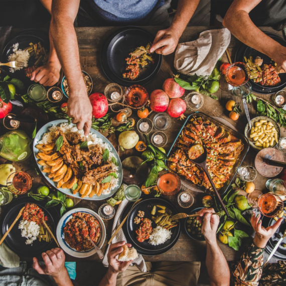 Praznici su prošli, holesterol raste: Evo kako da ublažite simptome prejedanja