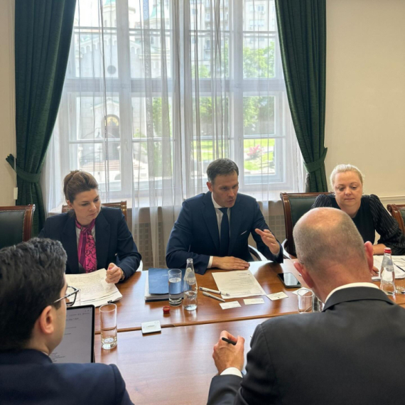 Mali sa investitorima koji ulažu u srpske obveznice: Razgovarali i o Ekspu