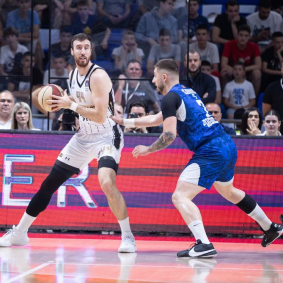 Kaminskog posle isključenja napali navijači Budućnosti