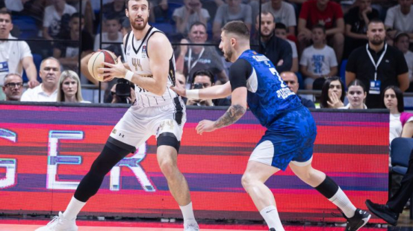 Kaminskog posle isključenja napali navijači Budućnosti