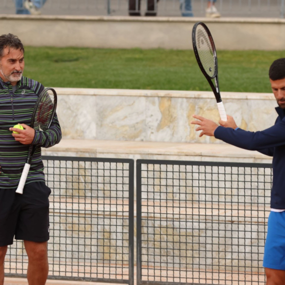 Đokoviću se "crta" sedma titula