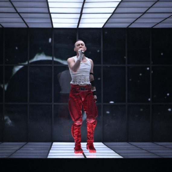 Provokativan nastup u senci grešaka: Predstavnik Velike Britanije odgovorio na prozivke VIDEO