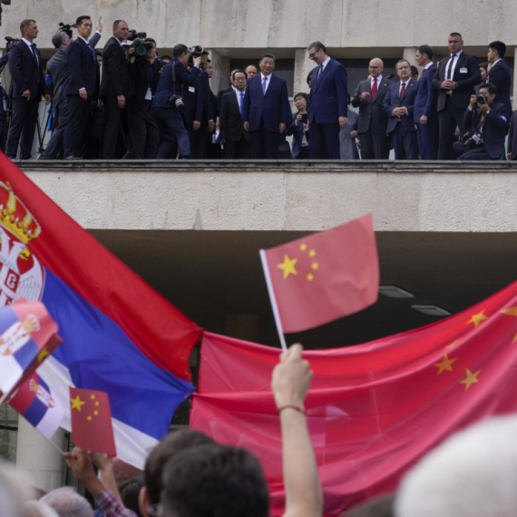 Simbol čeličnog prijateljstva Srbije i Kine u jednoj fotografiji FOTO
