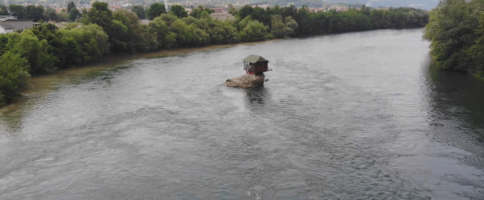 Ovo mesto u Srbiji Kinezi obožavaju: Hiljade i hiljade kilometara prelaze da bi ga videli FOTO