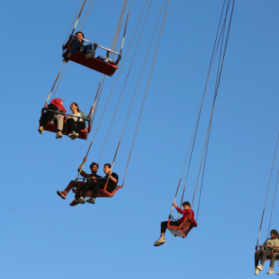 Snimak uništenog ringišpila u Kuršumliji: Otkriveno kako je pao VIDEO