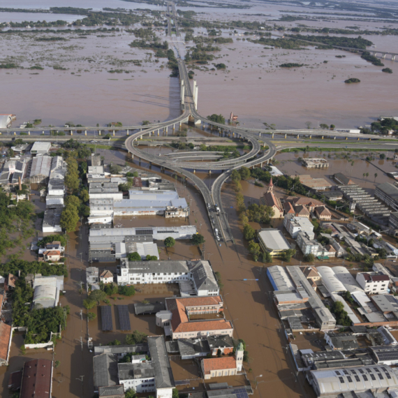 Tragičan broj u Brazilu raste: 100 ljudi stradalo, 128 ljudi nestalo VIDEO