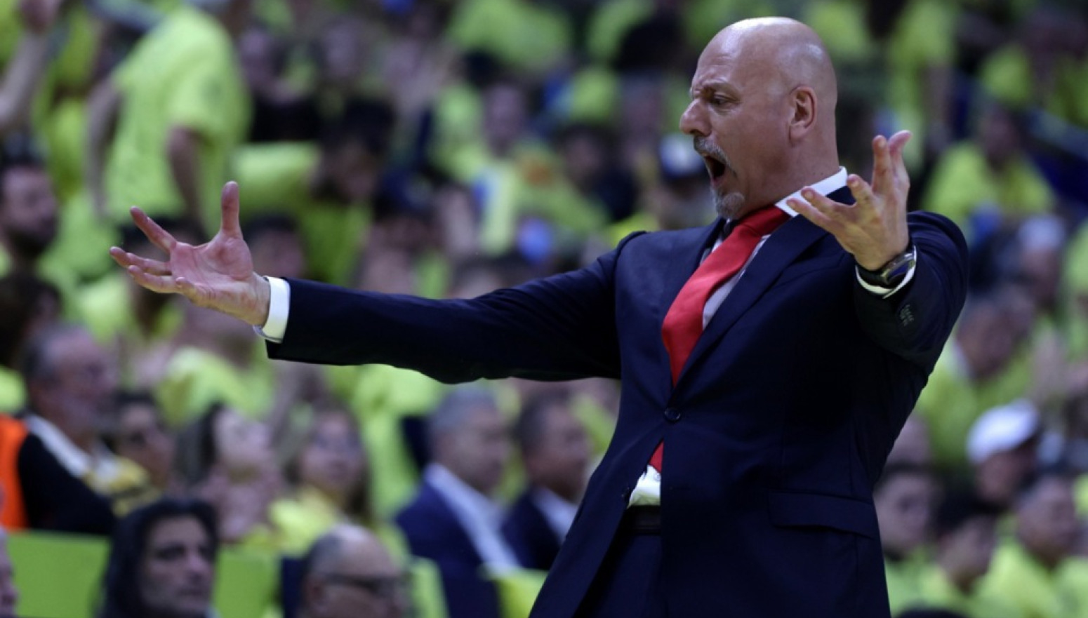 Obradović nikad kraći: "Šta mogu da kažem?" VIDEO