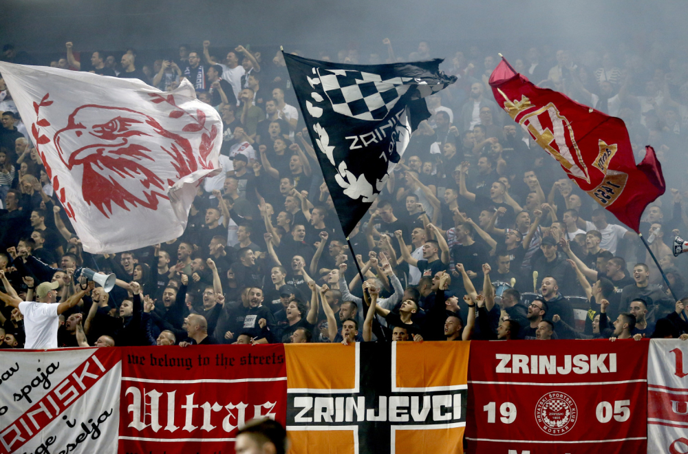 Prekid meča u BiH – navijači skandirali "Hrvatska je moja domovina"
