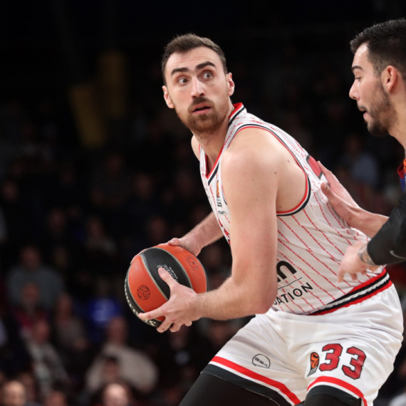 Samo Nan bolji od Milutinova