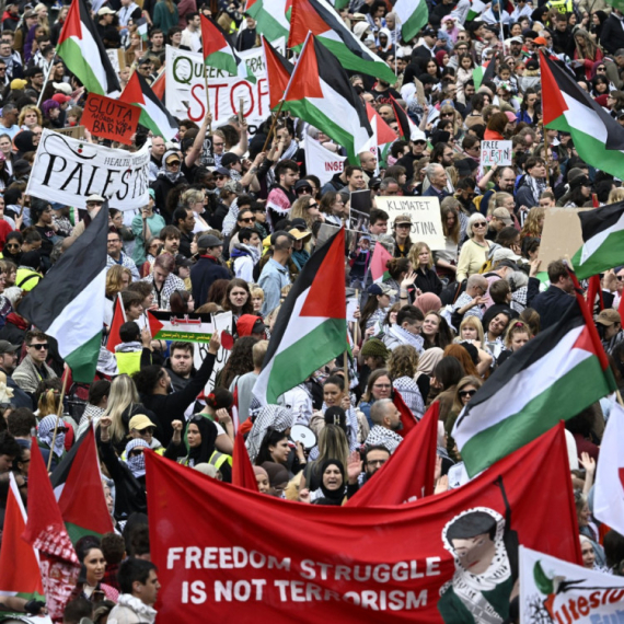 "Sloboda Palestini": Haos u Malmeu zbog Evrovizije, policija na nogama FOTO/VIDEO