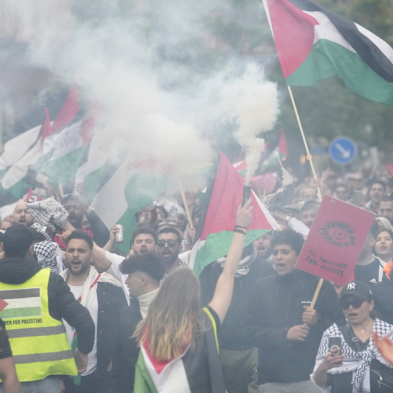 Potpuni haos u Malmeu: Protestanti pravili nered, Izraelku čuva 100 policajaca? VIDEO