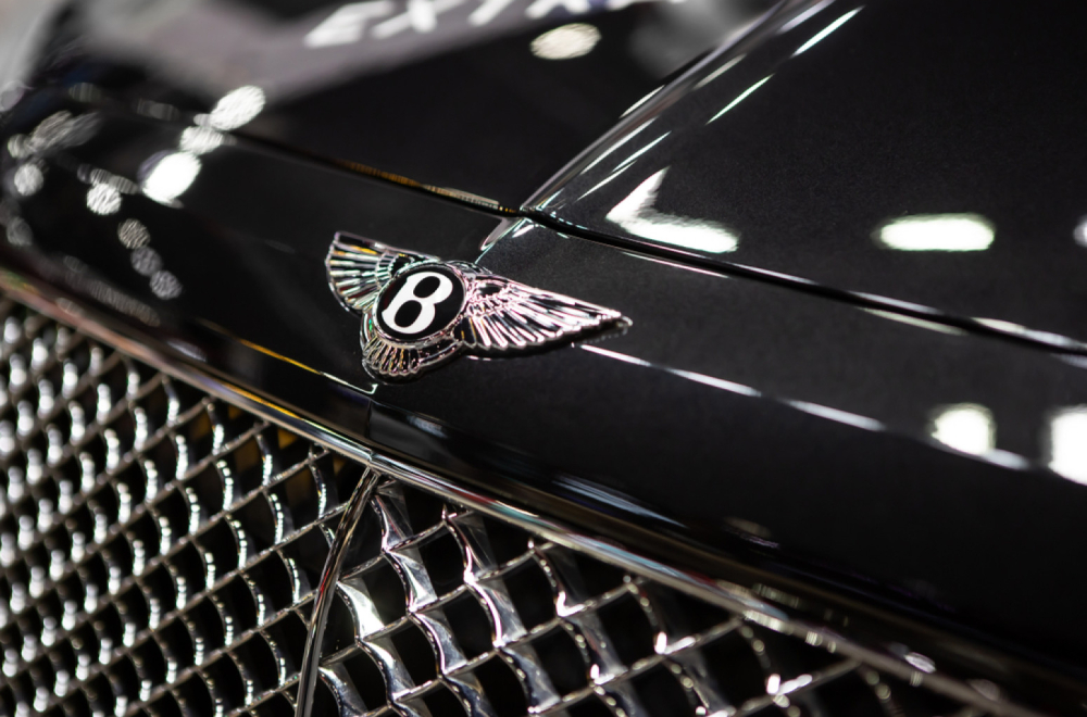 Bentley suzio izbor: Novi model nosiće jedno od ovih imena