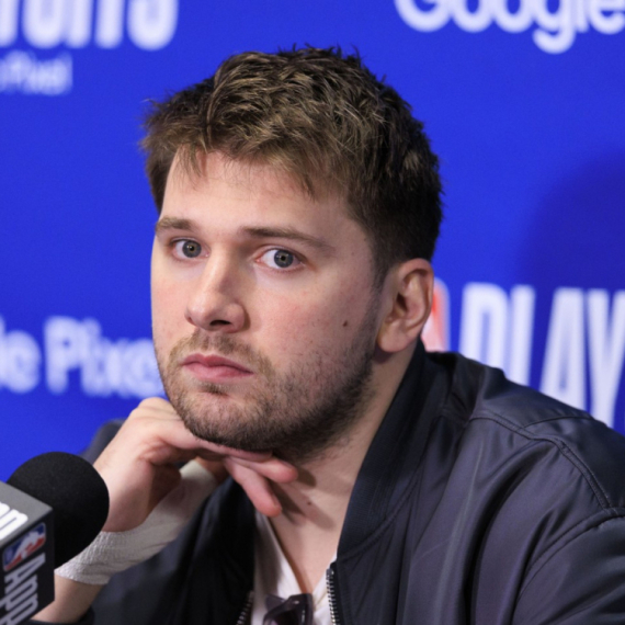 Dončića prekinuli zvukovi iz porno filma – pogledajte reakciju VIDEO