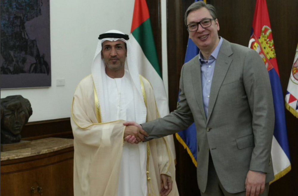 Vučić sa ministrom odbrane UAE: Pridajemo poseban značaj našem partnerstvu i prijateljskim vezama FOTO