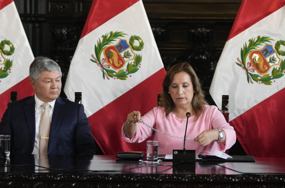 Uhapšeni brat predsednice Perua i njen advokat zbog trgovine uticajem