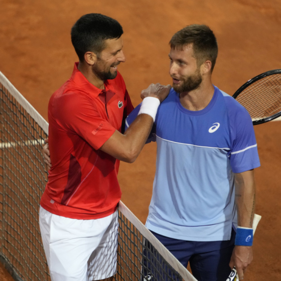 Francuz se javio posle poraza od Đokovića: "Izvinjavam se"