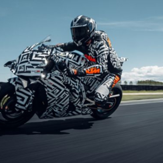Objavljen prototip: Uskoro stiže KTM 990 RC R, evo šta znamo o njemu VIDEO