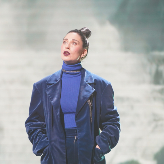 Konstrakta i Bojana Stamenov pevaju pod tušem na Evroviziji VIDEO