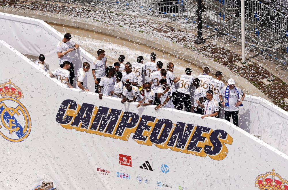 Kraljevsko-šampionska parada u Madridu VIDEO