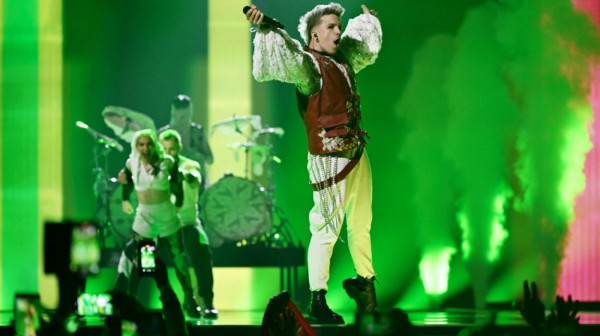 Cela Evropa pevala sa njim, sad uradio neočekivanu stvar VIDEO