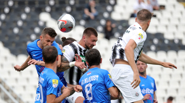 Strašan sudar igrača Mladosti u Humskoj VIDEO