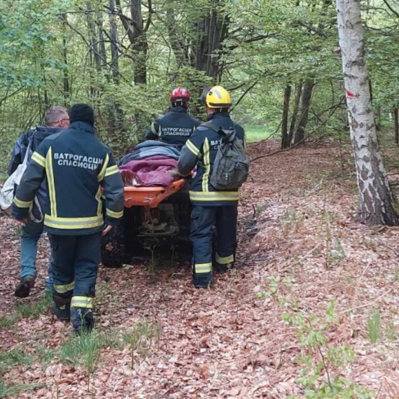 Spasena žena: Povredila nogu na Staroj planini, reagovali vatrogasci