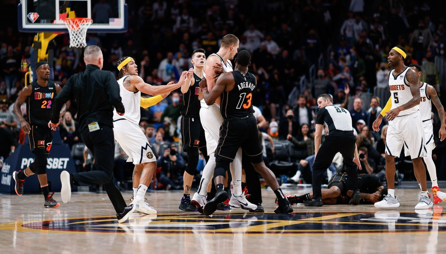 Jokića stigla "kletva" Markifa Morisa VIDEO