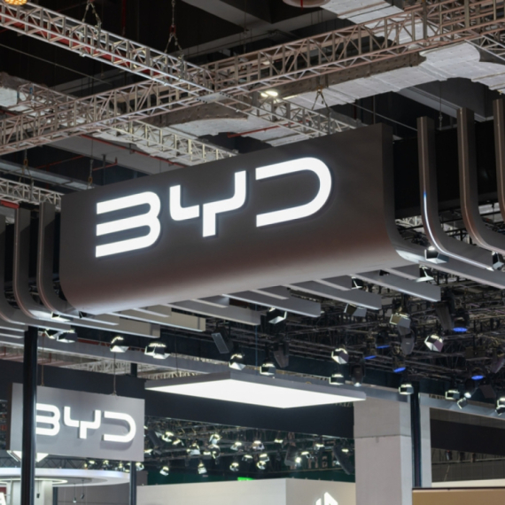 Kineski SUV stiže u Evropu: Hibrid košta kao benzinac