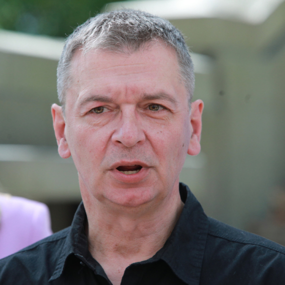 Ćuta izvređao Vučića, pa zapretio: U Gornjim Nedeljicama imaćete nasilje kao u Novom Sadu VIDEO