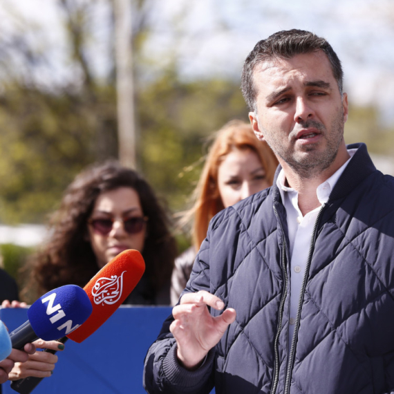 Veliki propust opozicije na Vračaru: "Da li smo uopšte svesni kolika je ovo blamaža sa opozicionim listama"