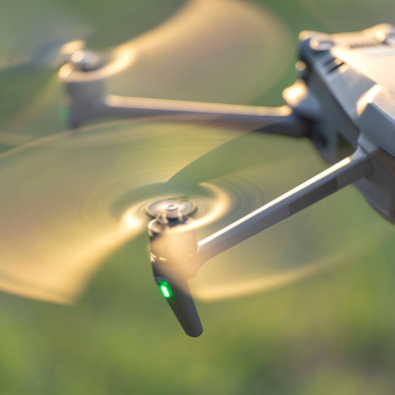 Slanje dronova u hitne misije: Dobra ideja ili uvod u opšti nadzor?