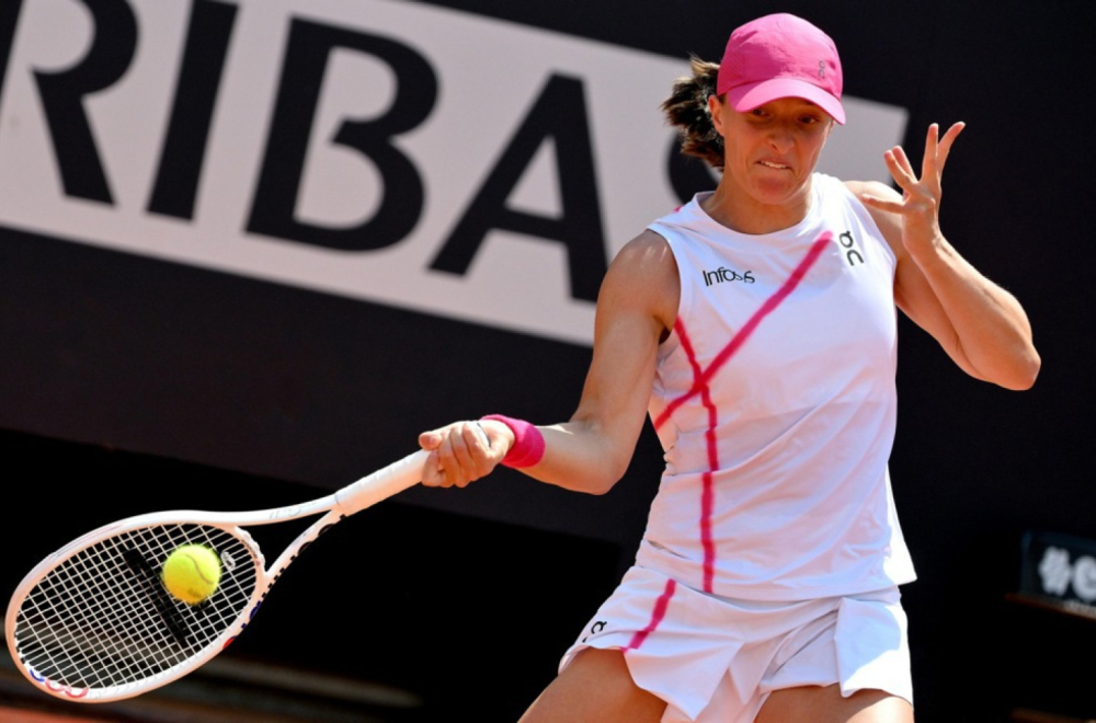 Švjontek u svom stilu do polufinala Rima