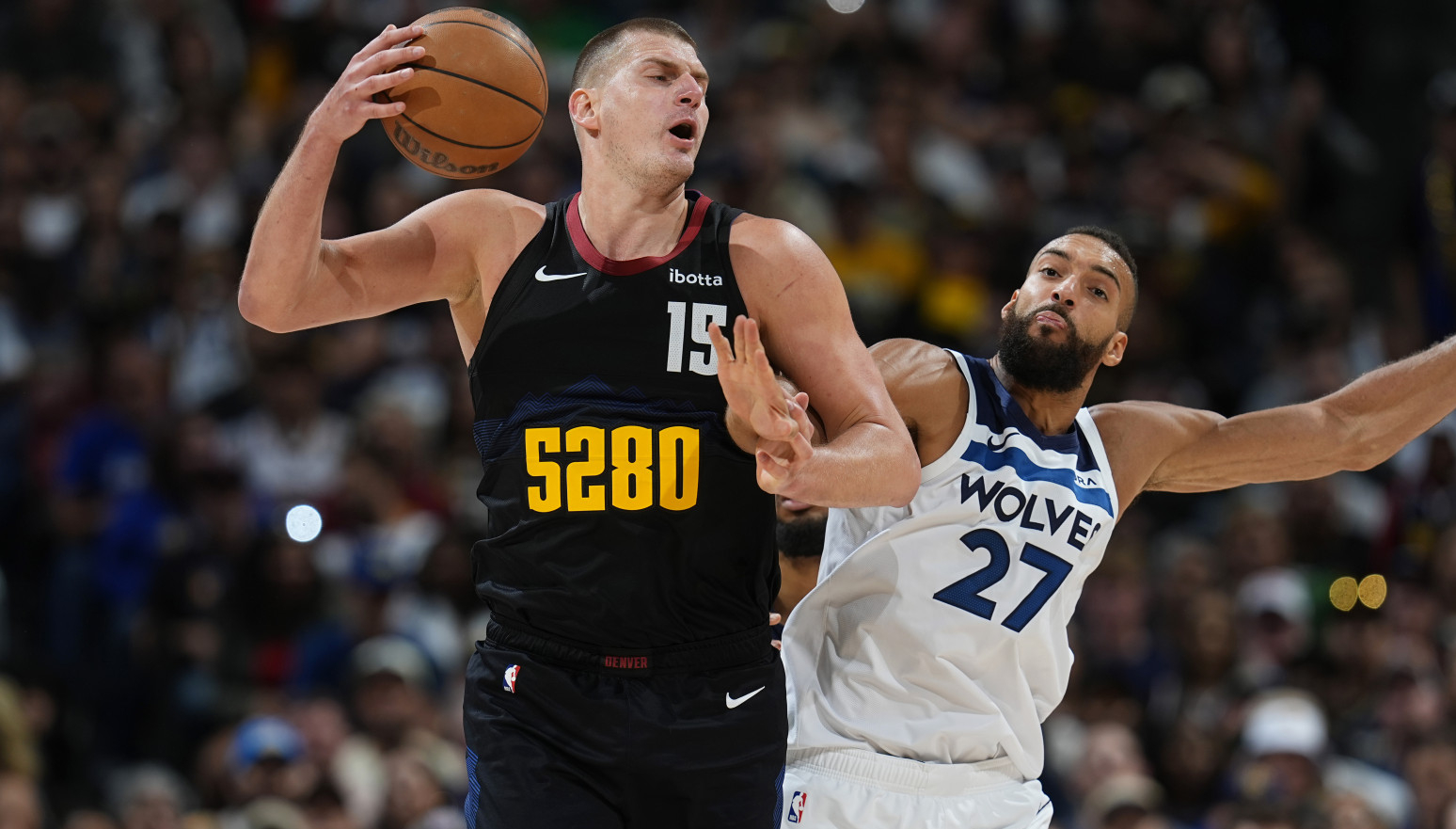 Gober ne može da zaustavi Jokića, ali može Zubac