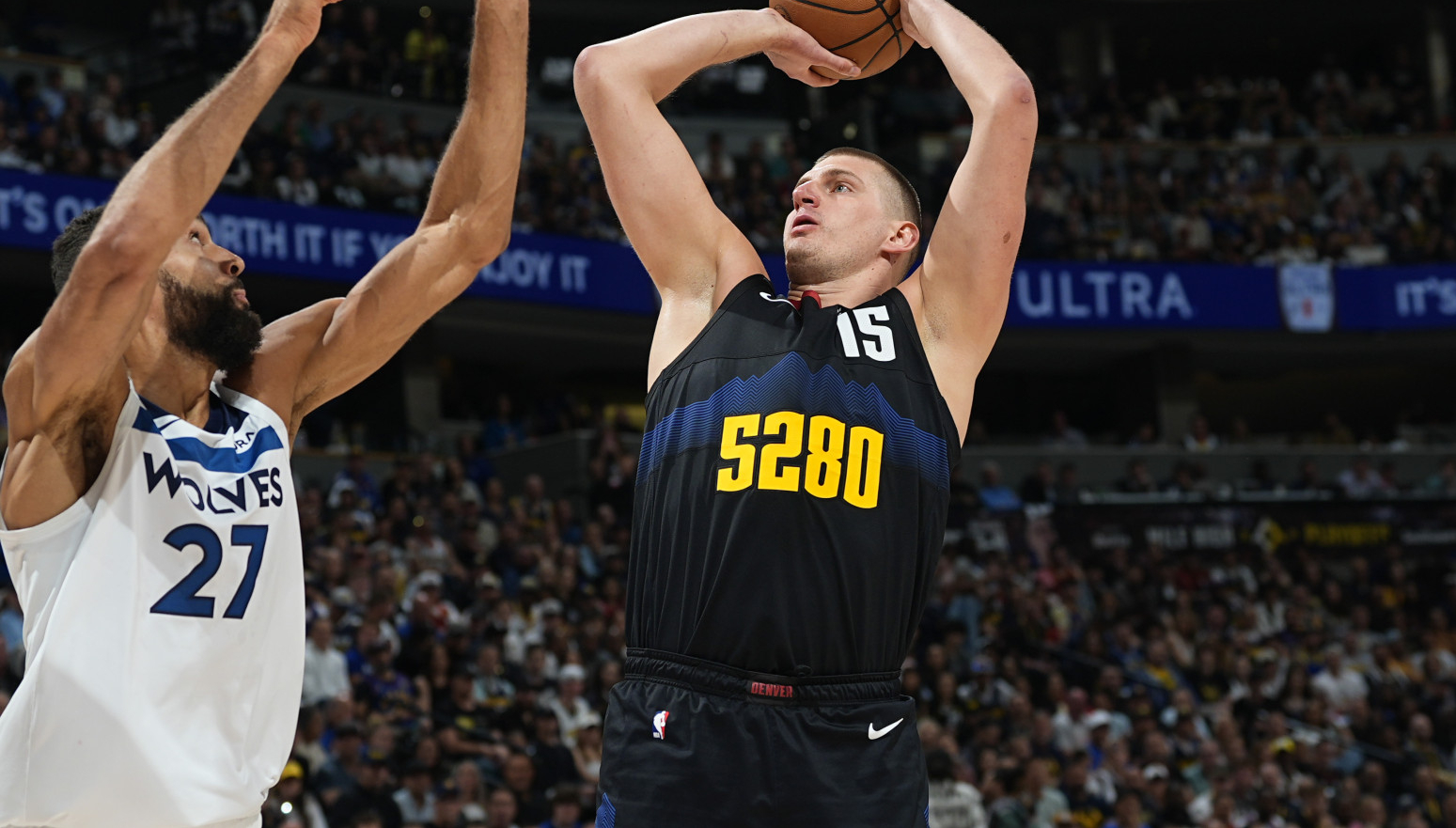 Sad i Dvajt Hauard ima šta da kaže o Jokiću FOTO