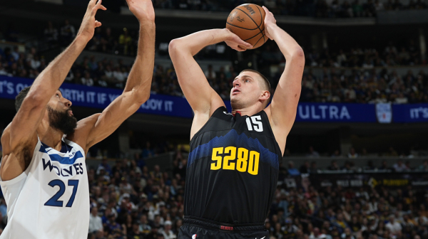 Sad i Dvajt Hauard ima šta da kaže o Jokiću FOTO