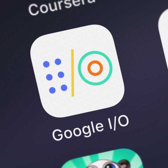 Kliktaćemo obrvama!?