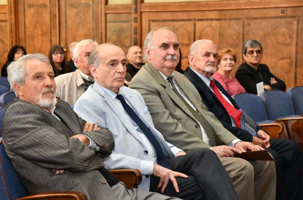 Naučno - stručni skup u Srpskoj akademiji nauka i umetnosti; Krkobabić i Knežević: Sela Srbije će živeti FOTO