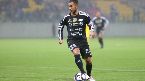 Čelsi naknadno zaradio od prodaje Azara