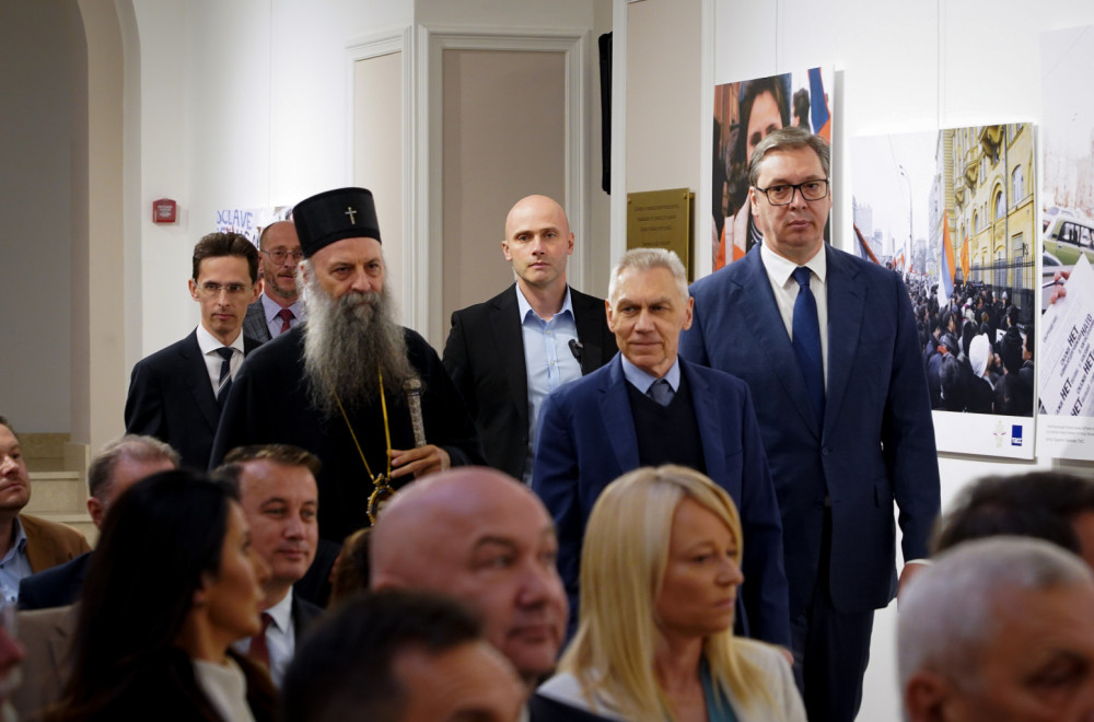 Vučić se obratio na ruskom jeziku: Gromoglasan aplauz u Ruskom domu FOTO/VIDEO