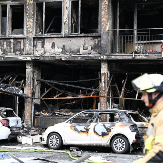 Eksplodirao kiosk: Poginule tri osobe, 16 povređeno FOTO