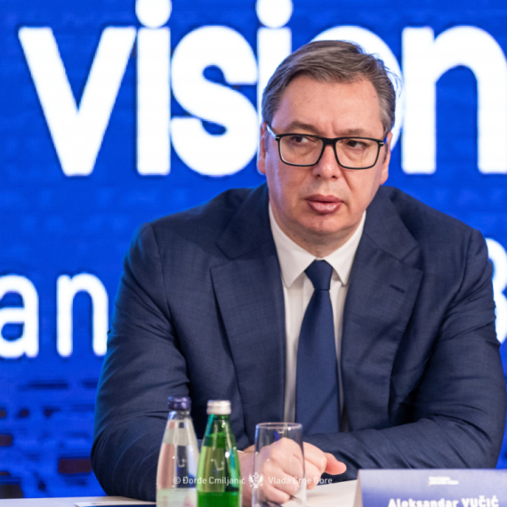 Vučić on the resolution on Srebrenica: This is a political decision to put a collective stamp