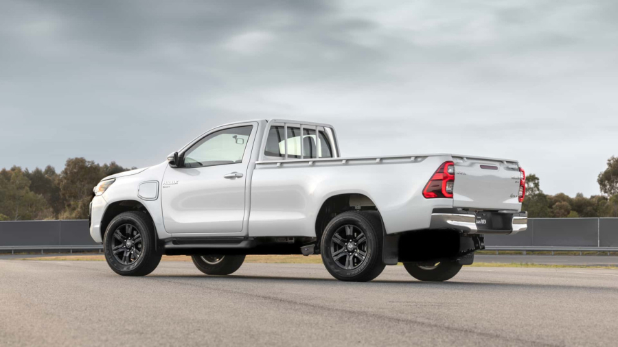 Toyota popustila: Električni Hilux stiže 2025. FOTO