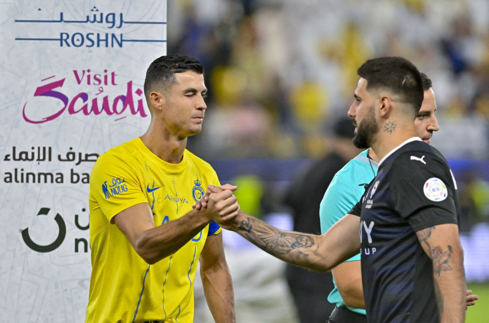 Mitrović u 100. minutu razbesneo Ronalda – protiv Srba kao bos po trnju! VIDEO