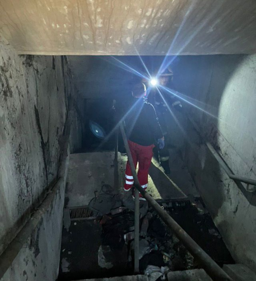 Prvi snimak akcije spasavanja: Ovako su vatrogasci izvlačili iz tunela povređene u sudaru vozova FOTO