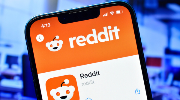 Boli vas nešto? Reddit AI predlaže – heroin